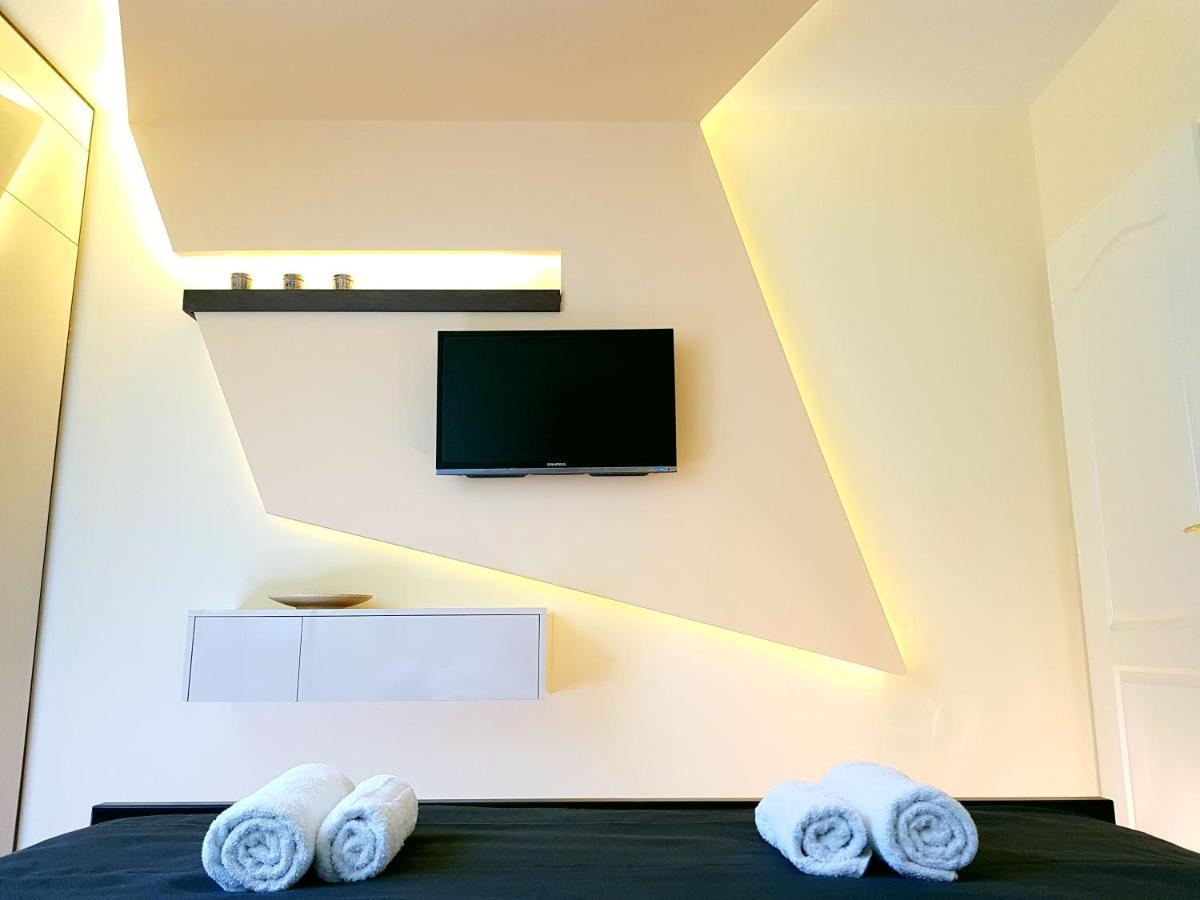 Apartman Harmony สเมเดเรโว ภายนอก รูปภาพ